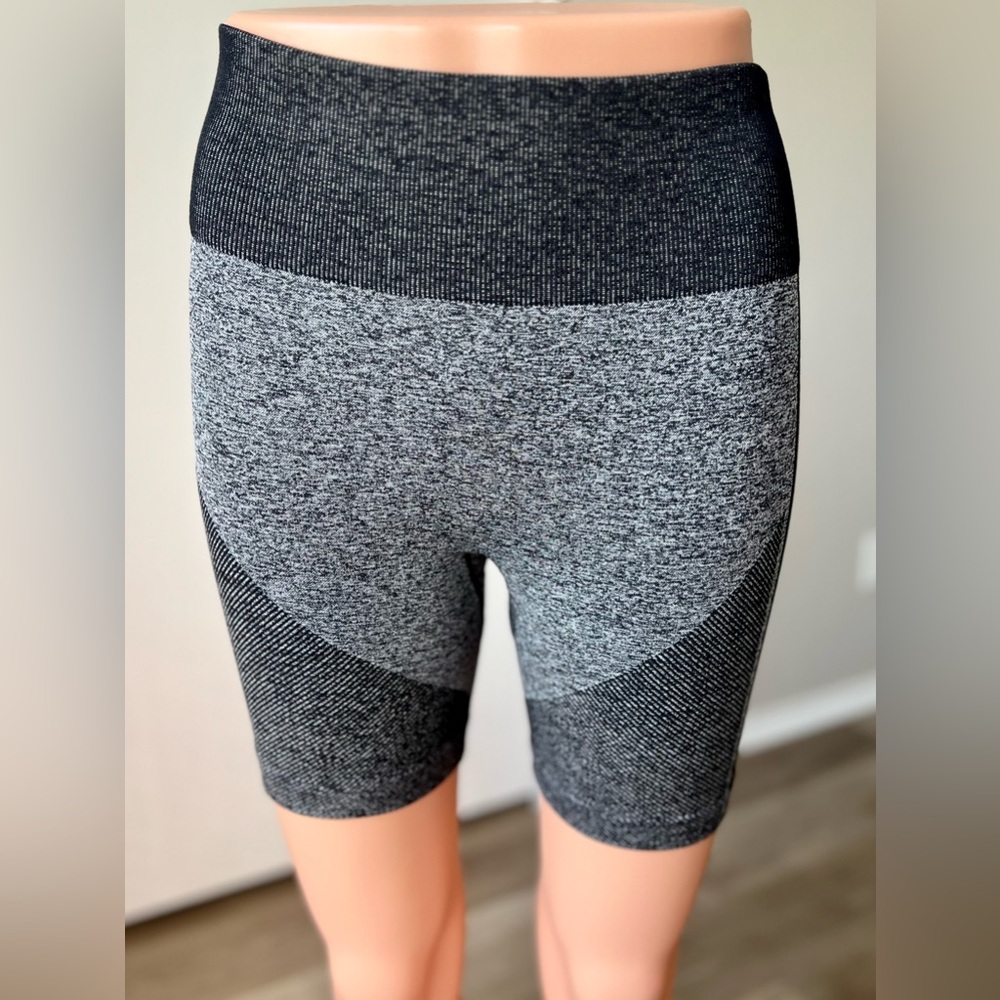 Ideology Women's Black and Gray Bike Shorts